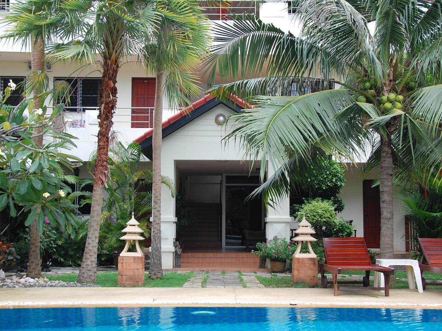 Sirikarn Residence & Luxury Apartments Pattaya Eksteriør bilde